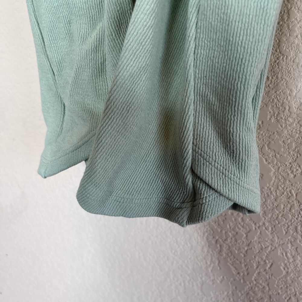 Gymshark mint green cropped ribbed leggings - Picture 4 of 6